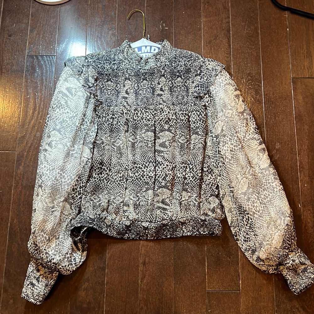 Women’s Free People small blouse